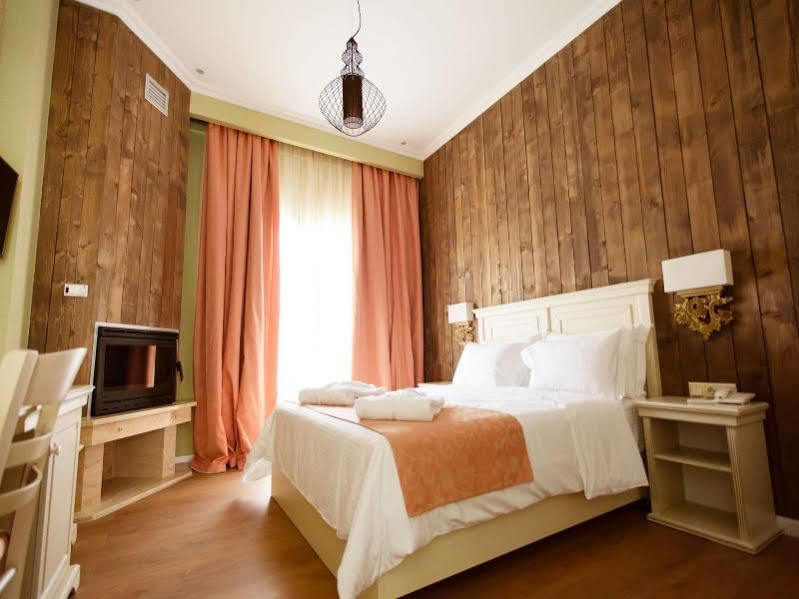 Irenes Resort Káto Loutrákion Dış mekan fotoğraf